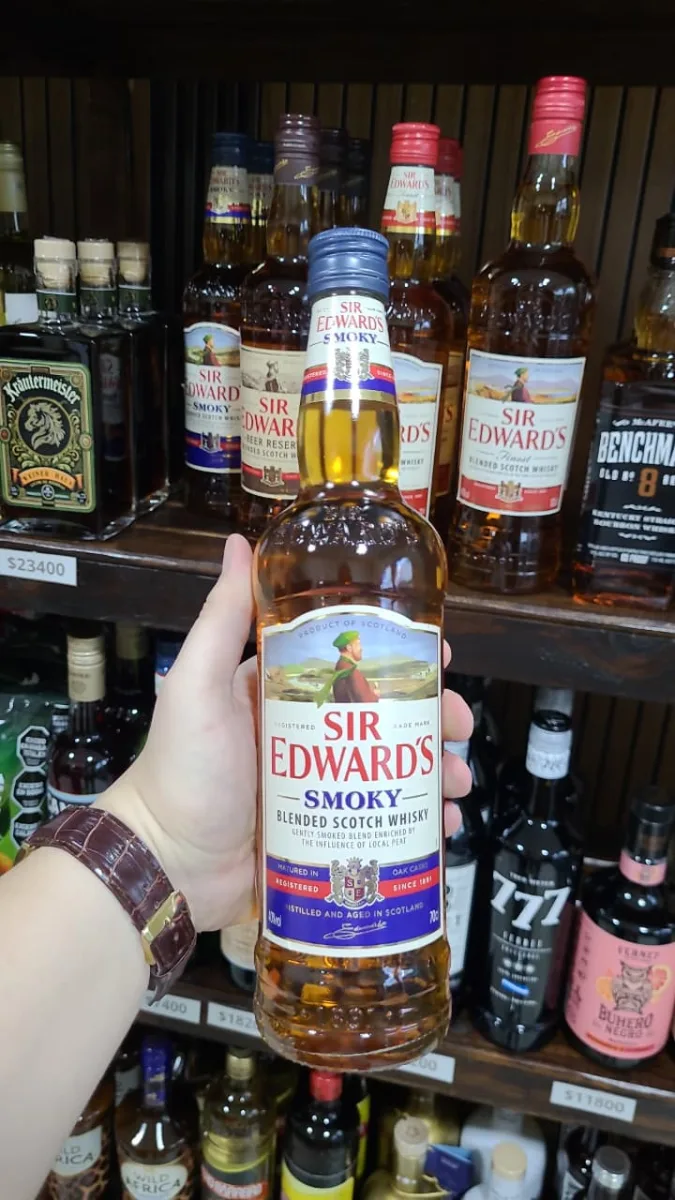 Sir Edward's Smoky 700cc